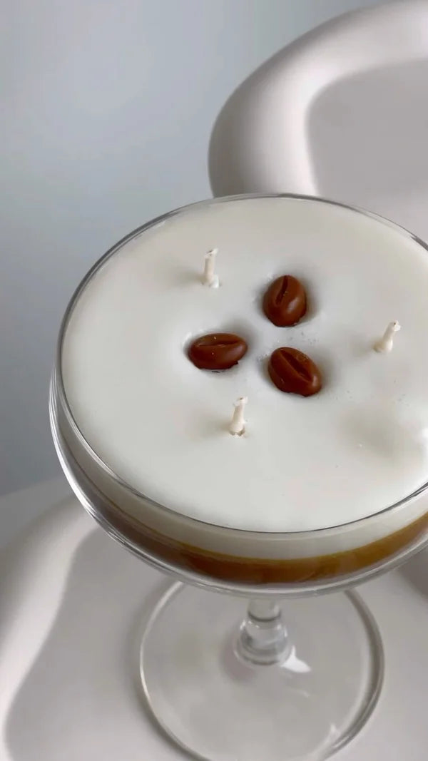 Espresso-Martini-Kerzen selbst machen | Candle Cocktail®